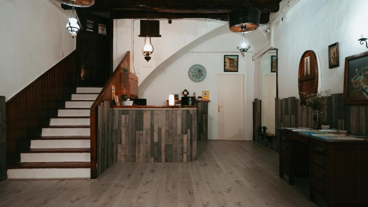 Hostal La Premsa Arenys de Mar Eksteriør billede